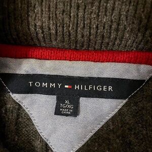 Gray Tommy Hilfiger sweater